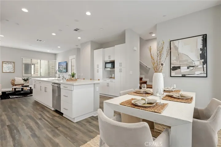 13 Ebb Tide Circle, Newport Beach, California 92663