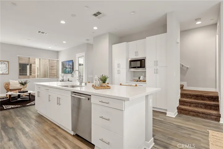 13 Ebb Tide Circle, Newport Beach, California 92663