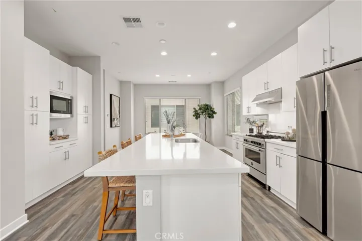 13 Ebb Tide Circle, Newport Beach, California 92663