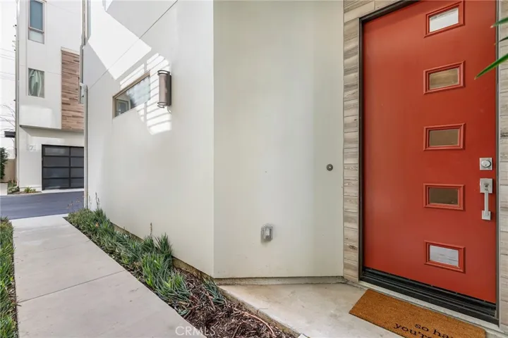 13 Ebb Tide Circle, Newport Beach, California 92663
