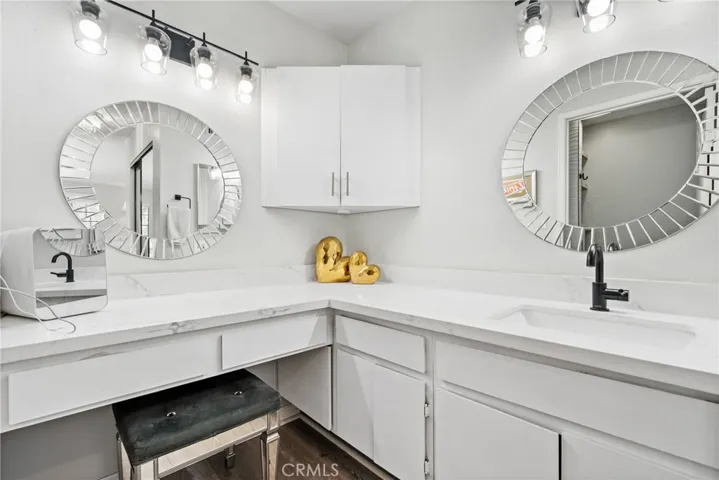 3625 S Bear Street K, Santa Ana, California 92704