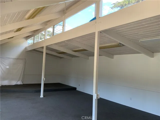 800 Hillcrest Drive, Cambria, California 93428