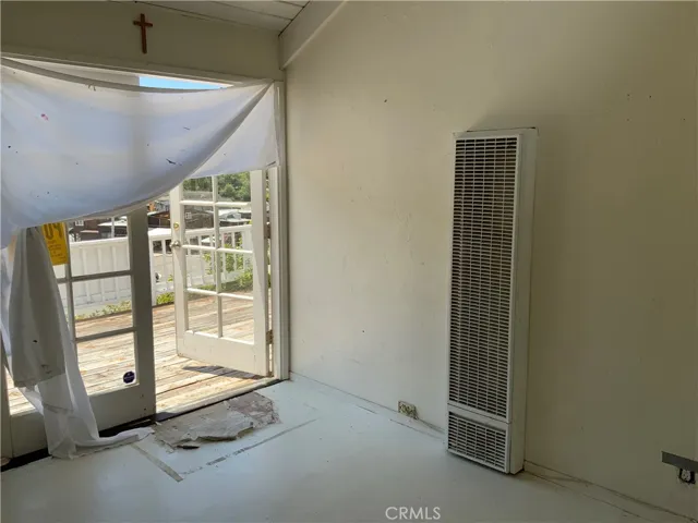 800 Hillcrest Drive, Cambria, California 93428