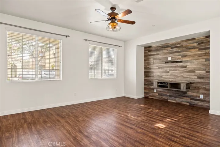 718 Nile River Dr., Oxnard, California 93036