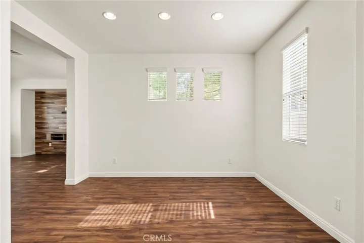 718 Nile River Dr., Oxnard, California 93036