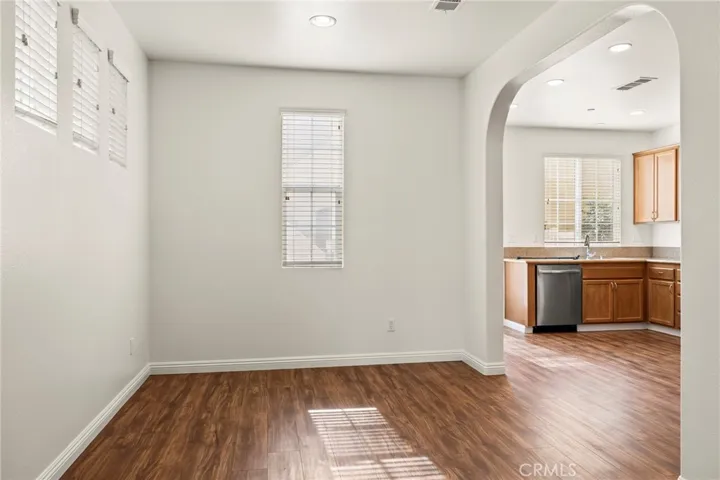 718 Nile River Dr., Oxnard, California 93036