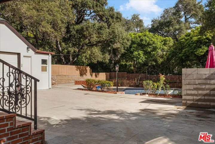 1928 Montecito Drive, Glendale, California 91208