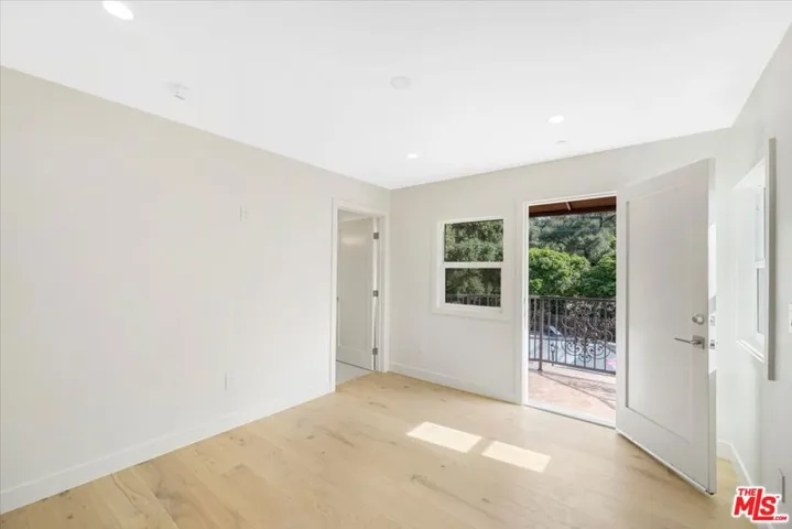 1928 Montecito Drive, Glendale, California 91208
