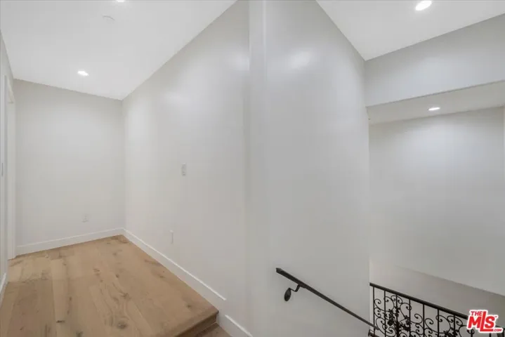 1928 Montecito Drive, Glendale, California 91208