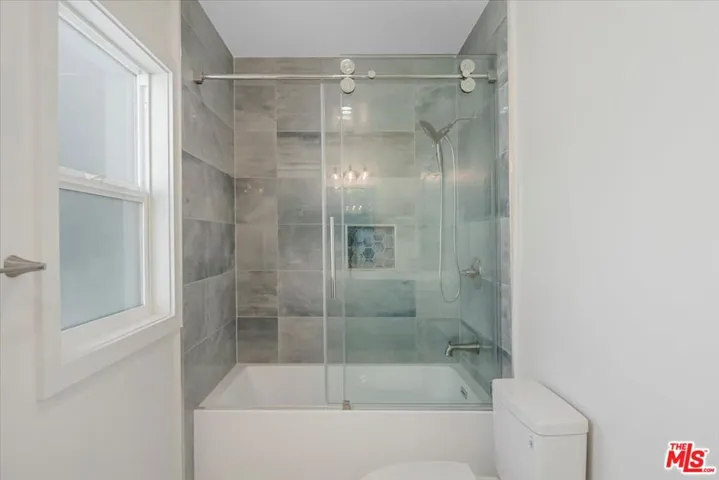 1928 Montecito Drive, Glendale, California 91208