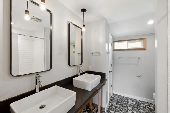 131 Tunitas Creek Road, Half Moon Bay, California 94019