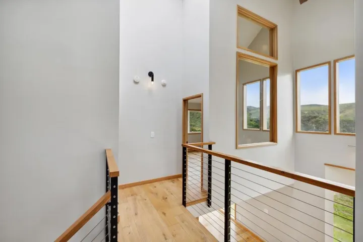 131 Tunitas Creek Road, Half Moon Bay, California 94019