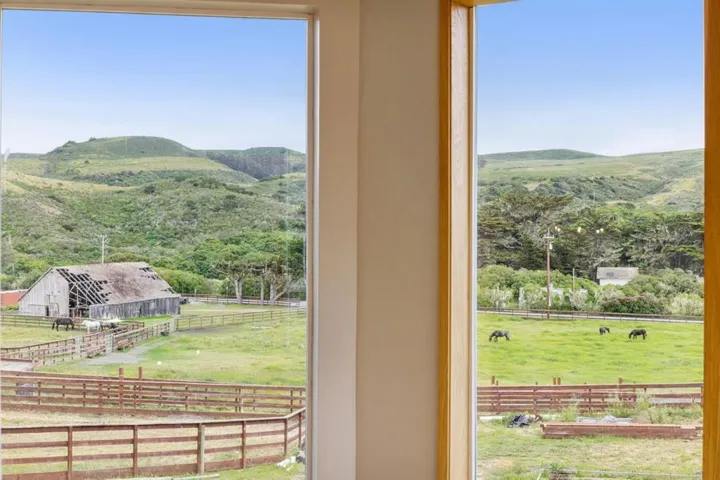 131 Tunitas Creek Road, Half Moon Bay, California 94019