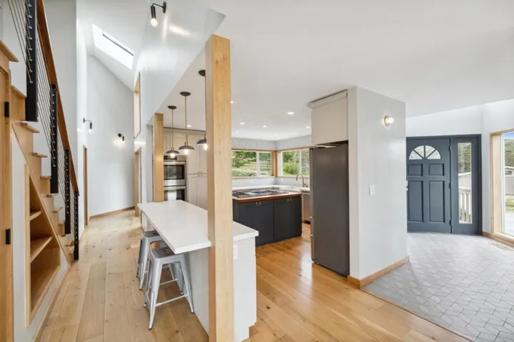 131 Tunitas Creek Road, Half Moon Bay, California 94019