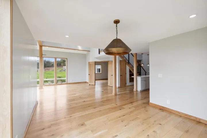 131 Tunitas Creek Road, Half Moon Bay, California 94019
