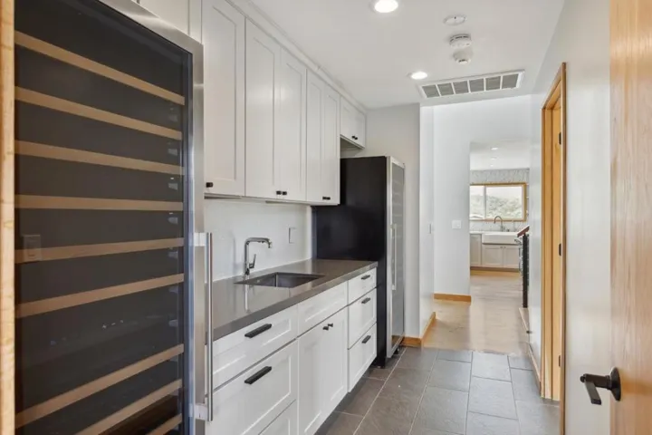 131 Tunitas Creek Road, Half Moon Bay, California 94019