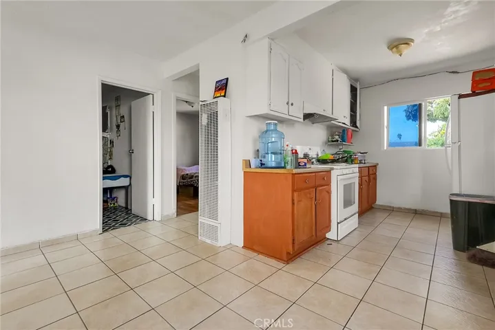 2507 Hooper Avenue, Los Angeles, California 90011
