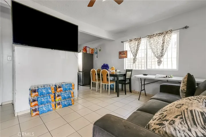 2507 Hooper Avenue, Los Angeles, California 90011