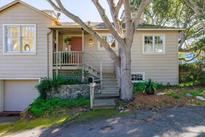 229 Locust Street, Pacific Grove, California 93950