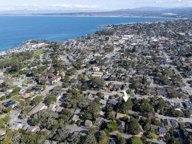 229 Locust Street, Pacific Grove, California 93950