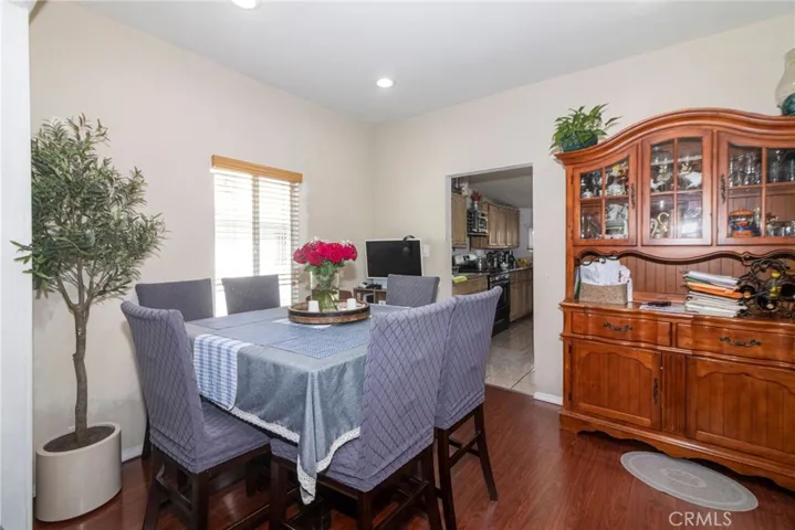 Dining room/eating area