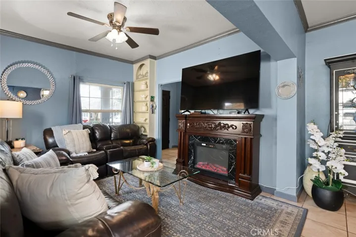 215 N Merrill Avenue, Willows, California 95988
