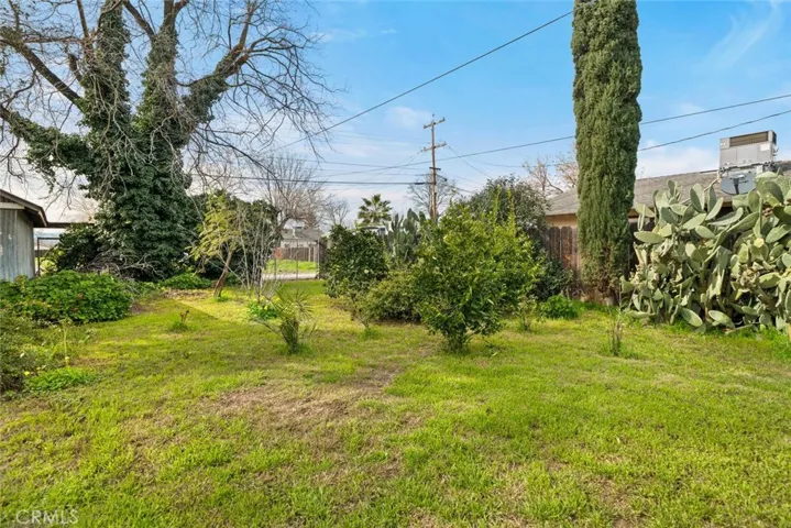 215 N Merrill Avenue, Willows, California 95988