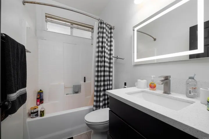 31441 Tulette Lane, Winchester, California 92596