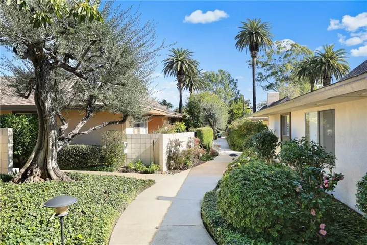 1225 N Granada Avenue 3, Alhambra, California 91801