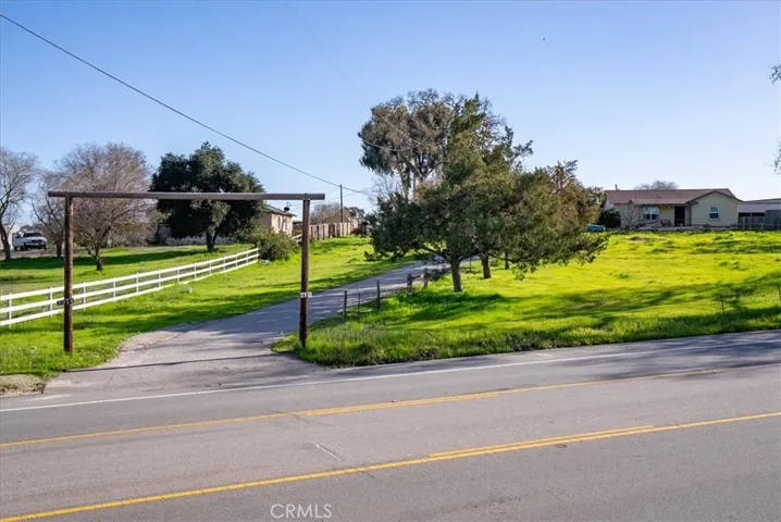 2912 Union Road, Paso Robles, California 93446