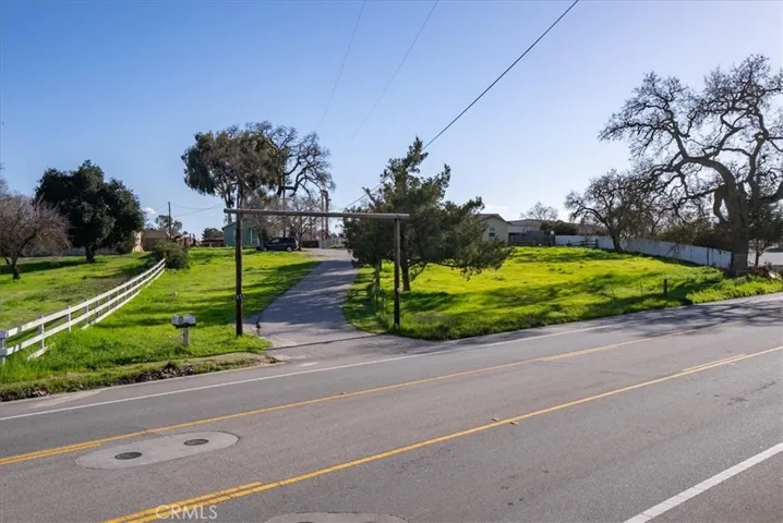 2912 Union Road, Paso Robles, California 93446