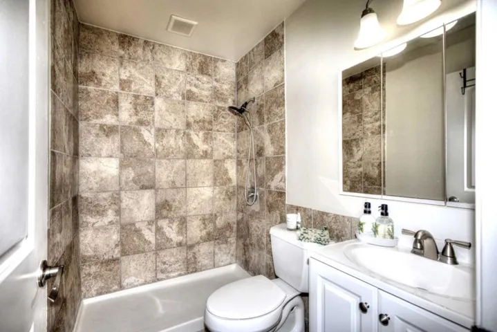 1355 Ruby Court Unit 1, Capitola, California 95010