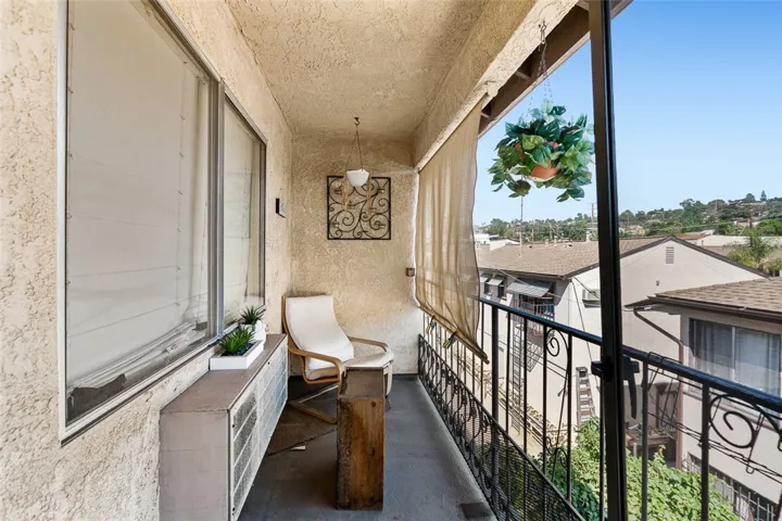 6079 La Prada Street, Los Angeles, California 90042