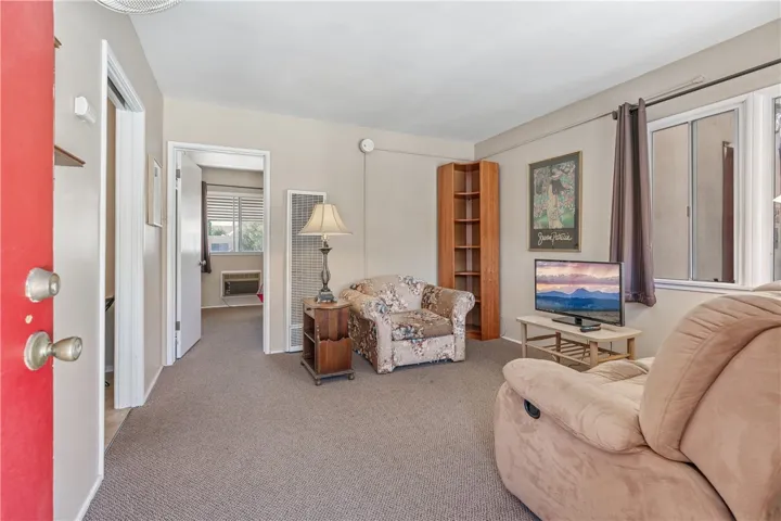 6817 N Figueroa Street, Los Angeles, California 90042