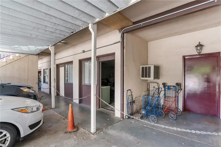 6817 N Figueroa Street, Los Angeles, California 90042