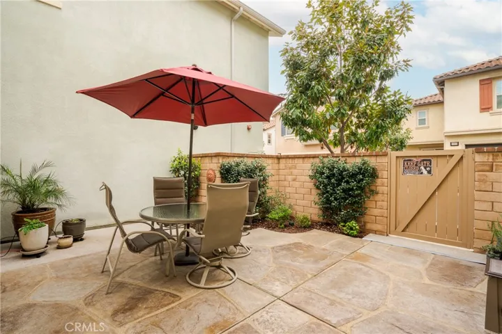 1312 N Hawthorne Way, Azusa, California 91702