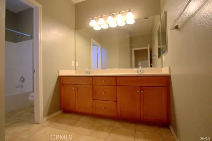 13884 Huntervale Drive, Eastvale, California 92880