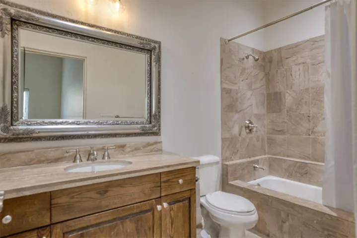 Guest Bath 1