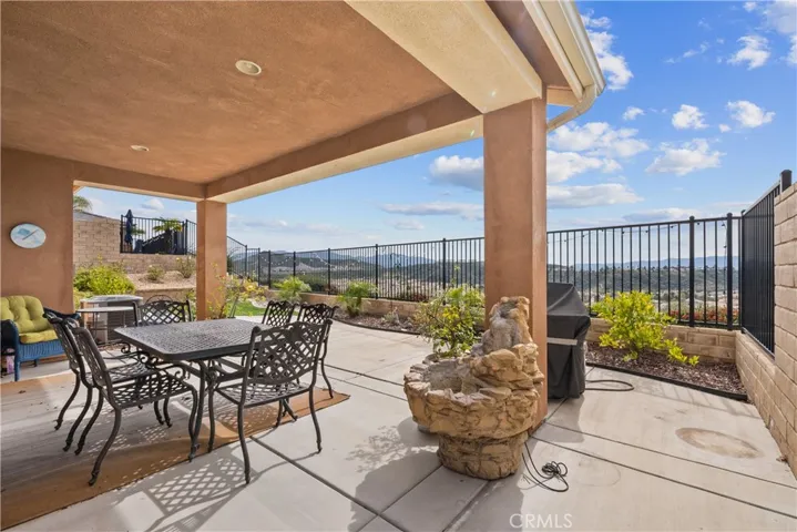 19708 Lanfranca Drive, Saugus, California 91350