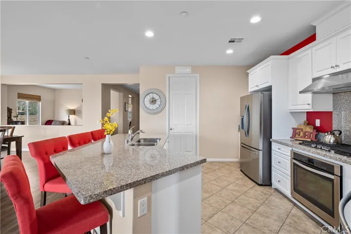 19708 Lanfranca Drive, Saugus, California 91350