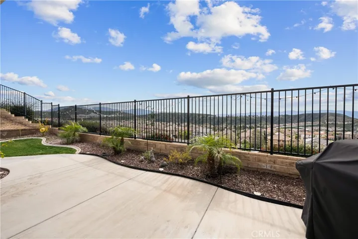 19708 Lanfranca Drive, Saugus, California 91350
