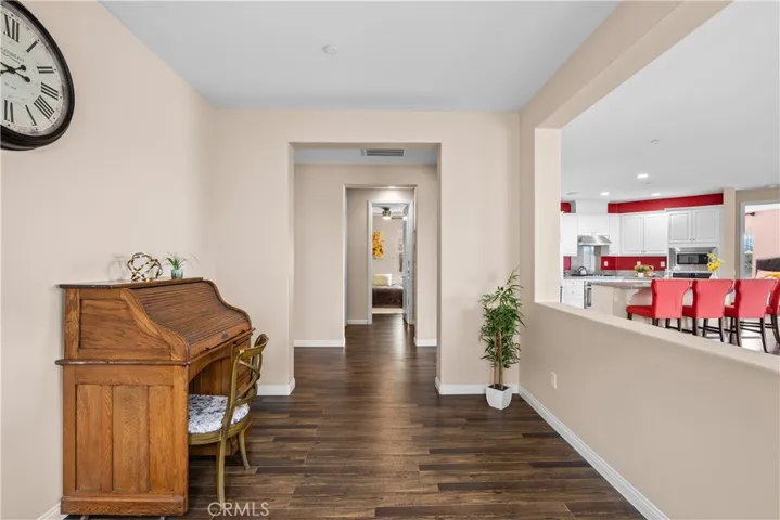19708 Lanfranca Drive, Saugus, California 91350