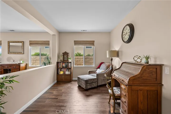 19708 Lanfranca Drive, Saugus, California 91350