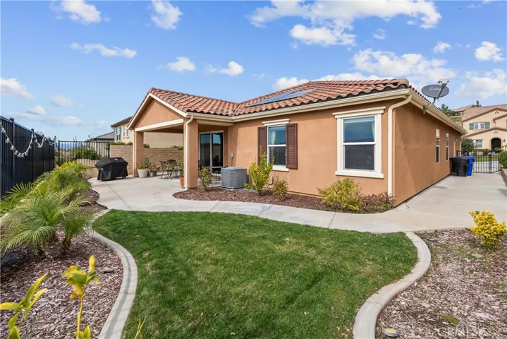 19708 Lanfranca Drive, Saugus, California 91350