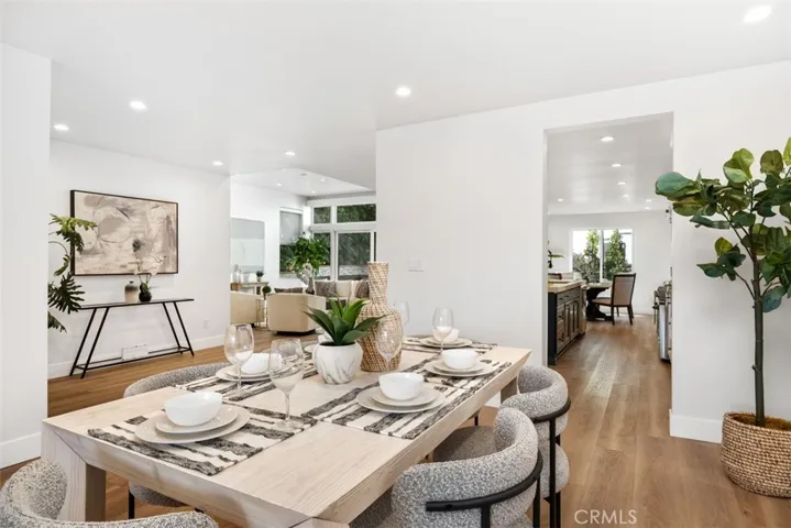 2501 N Poinsettia Avenue, Manhattan Beach, California 90266