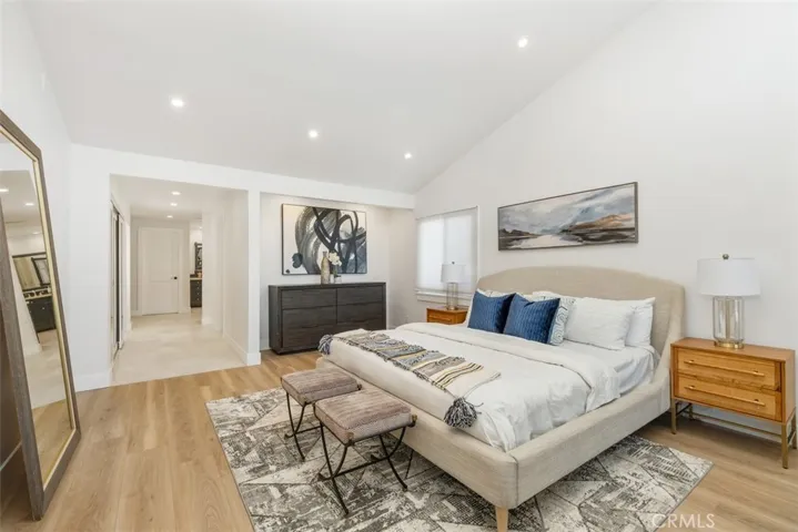 2501 N Poinsettia Avenue, Manhattan Beach, California 90266
