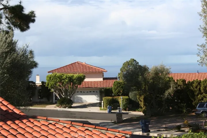 28710 Circlet Drive, Rancho Palos Verdes, California 90275