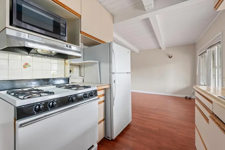 Front House - Kitchen
