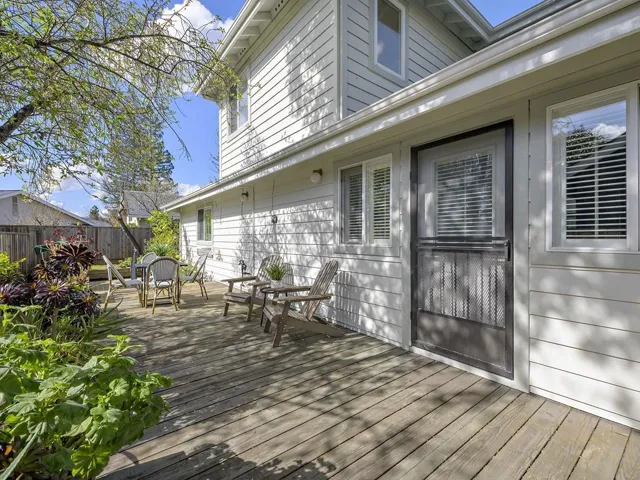 Deck off Living Room - Back House
