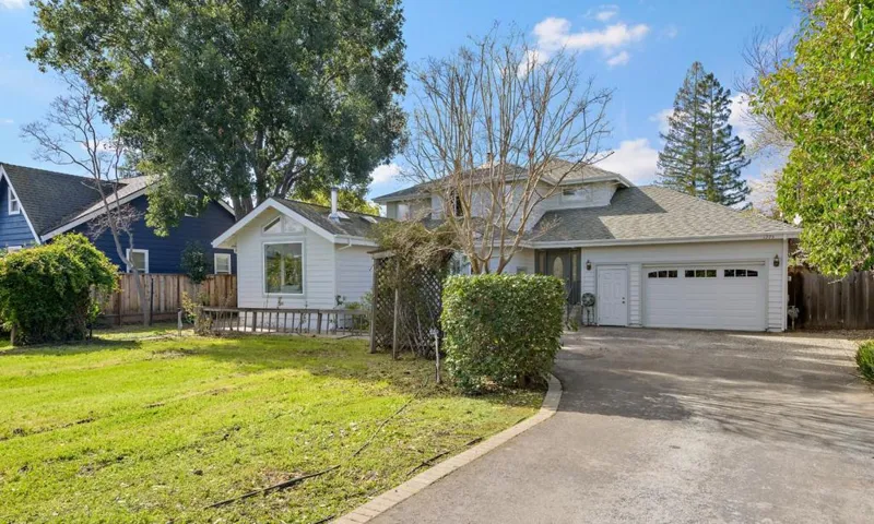 Driveway To Back House
